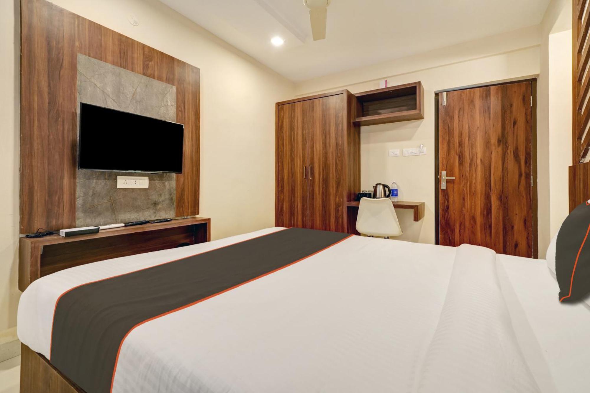 Gypsy Hotel Cusat Kochi 외부 사진